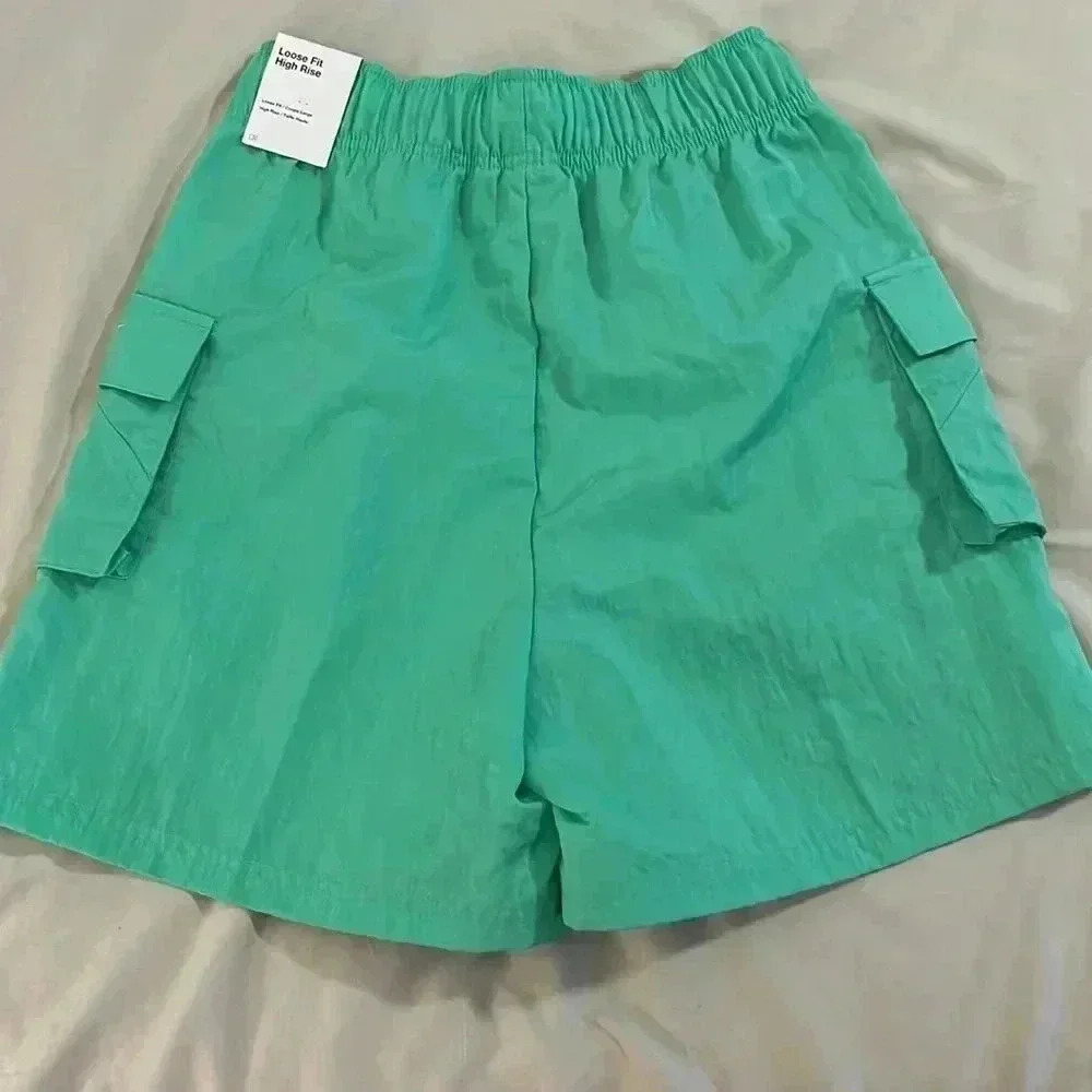 NWT Women’s Nike loose fit high‎ rise shorts size XS - Picture 6 of 6